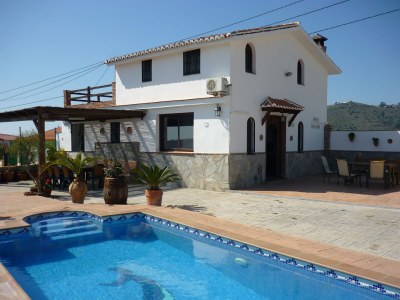 Holiday house Cortijo Ariza - Elegant Estate with Pool - Features photo 9