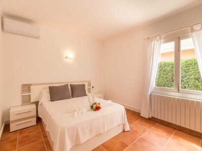 Holiday house Holiday Home Bona Mar with Pool - Features photo 13