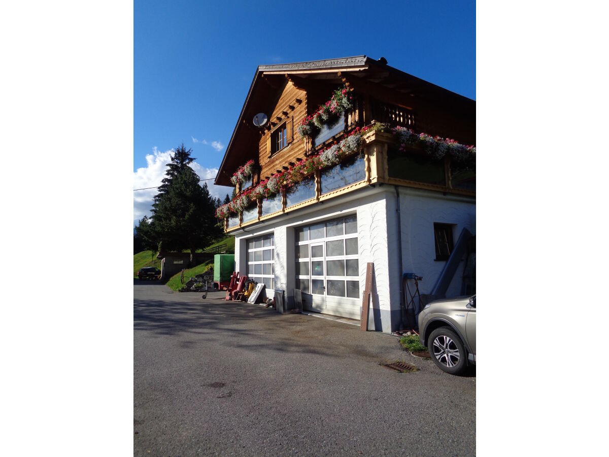 Holiday apartment EdelweiÃŸ Apartment - Haus Burgl - Outdoor photo 5