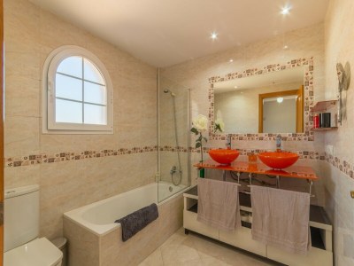 Holiday house Casa Las Bahias Villa mit Pool - Features photo 25