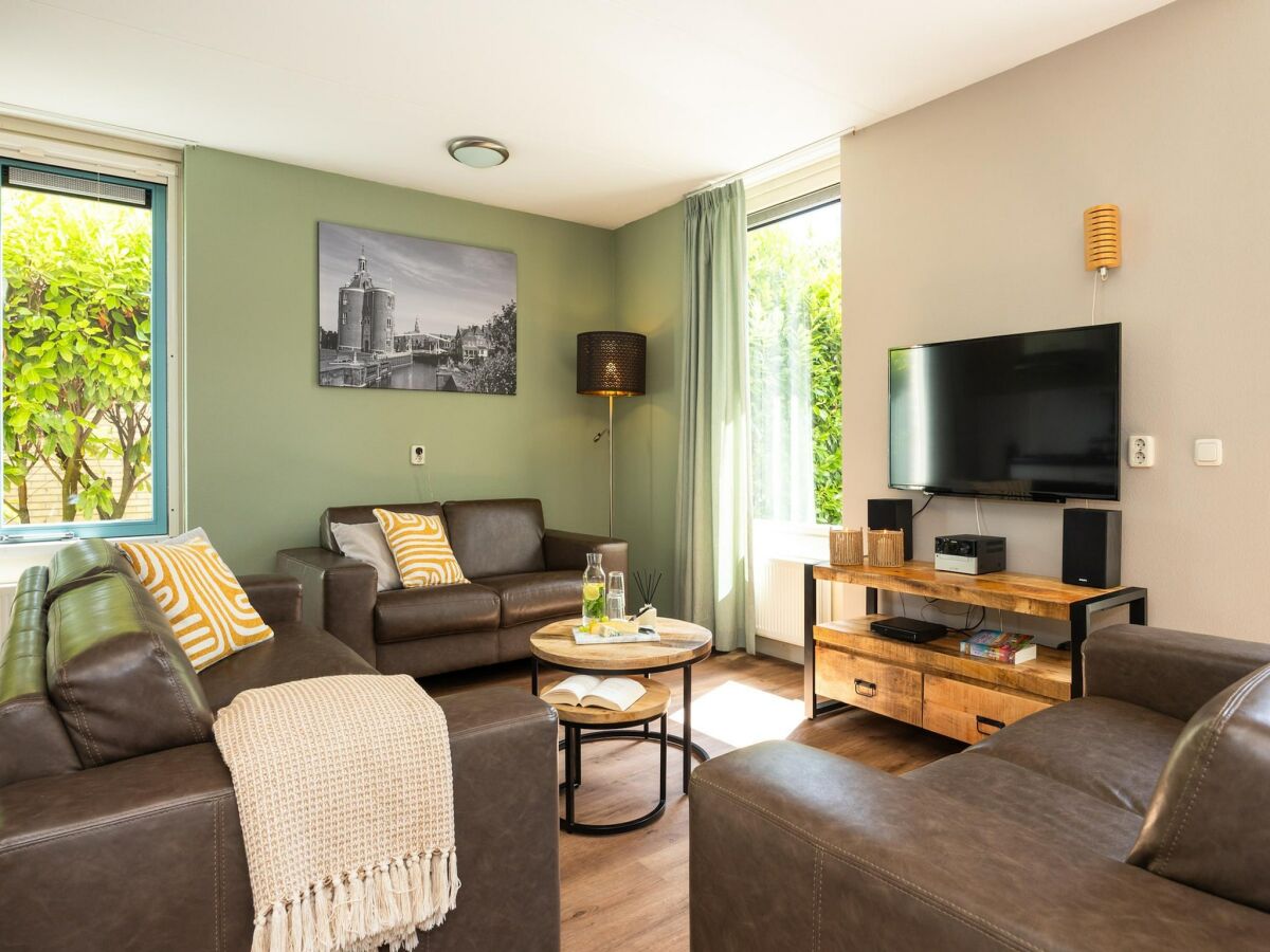 Holiday park Villa in Andijk with South-Facing Garden - Features photo 4