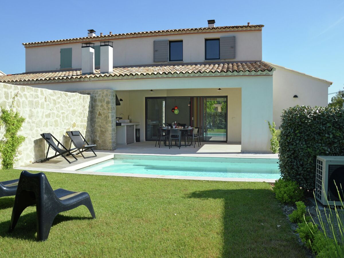 Villa Villa in Malaucène with Private Pool