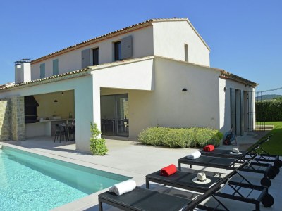 Villa Villa in Malaucène with Private Pool - Outdoor photo 3