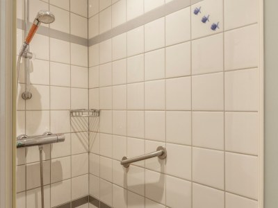 Holiday house Holiday home in Park De Watersnip near beach - Outdoor photo 9