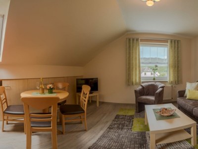 Holiday apartment "Spätburgunder" - Features photo 12