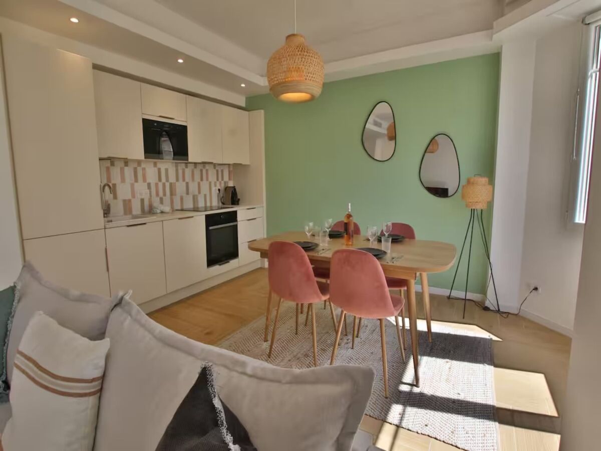 Apartment Apartment in Antibes near Sandy Beaches - Features photo 3