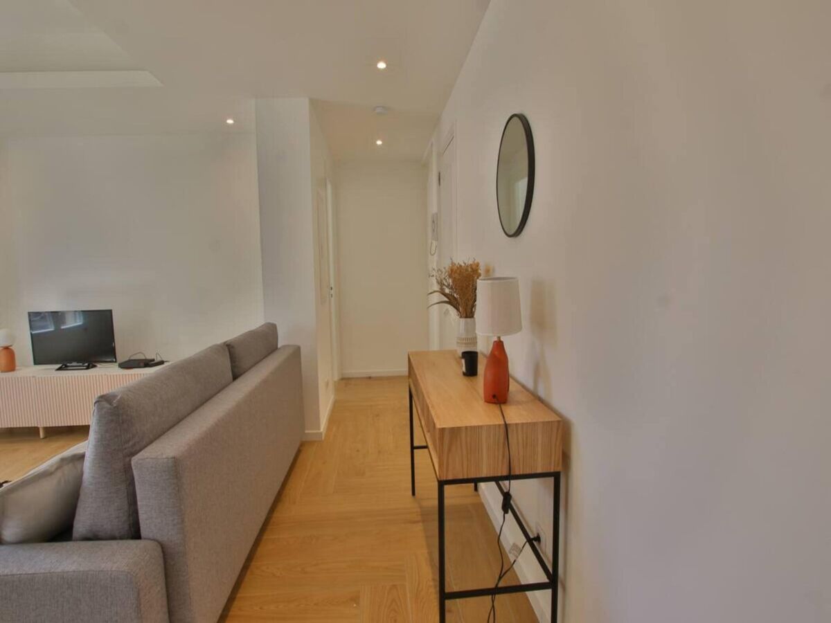 Apartment Apartment in Antibes near Sandy Beaches - Features photo 4