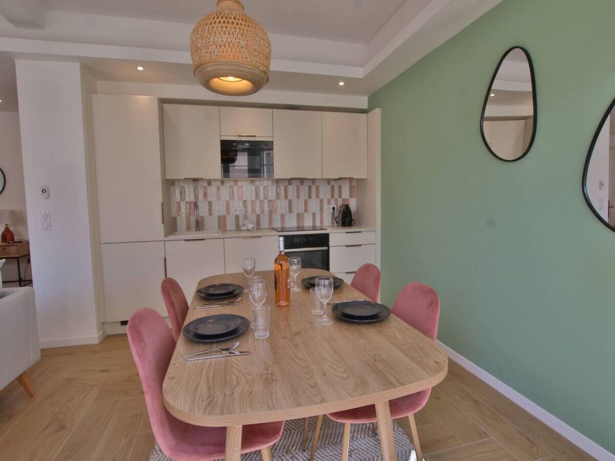 Apartment Apartment in Antibes near Sandy Beaches - Features photo 5