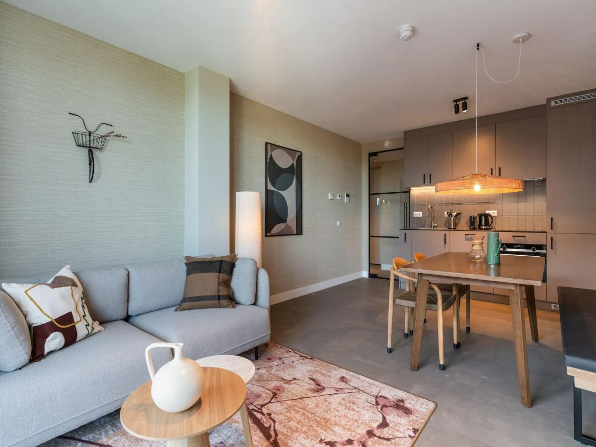 Holiday house 3-bedroom holiday home in Den Haag