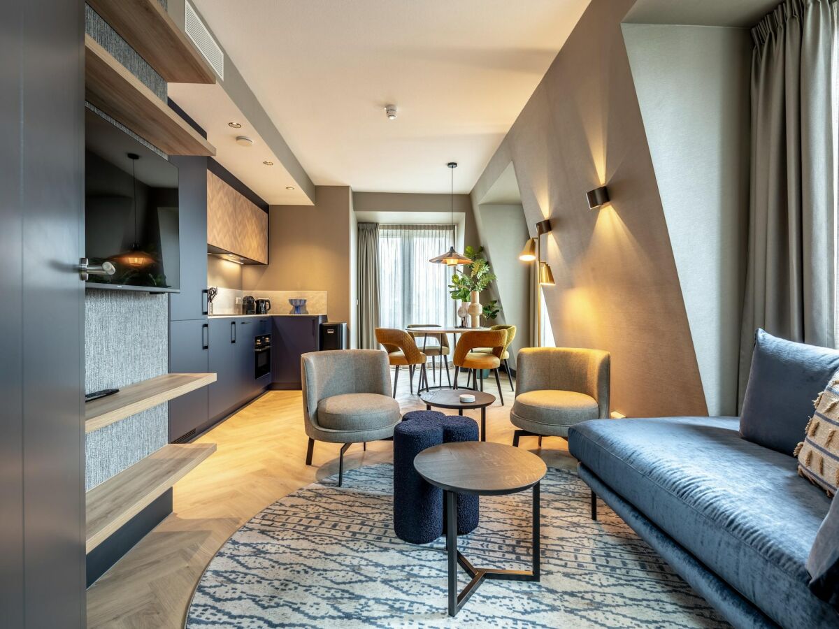 Apartment Family Apartment w/ Bunk Beds - Features photo 4