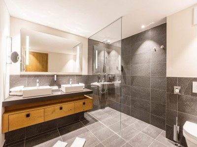 Chalet Welcoming chalet with balcony (No Deposit) - Features photo 24