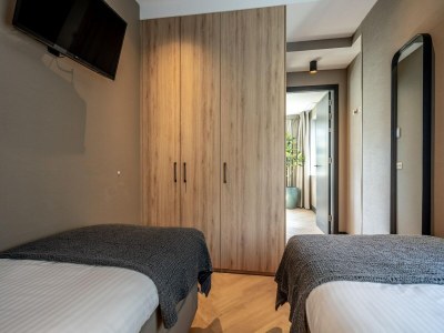 Apartment Delft Retreat w/ wifi - Features photo 18