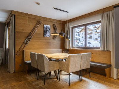 Chalet Inviting chalet with pool in Tyrol (No Deposit) - Features photo 8