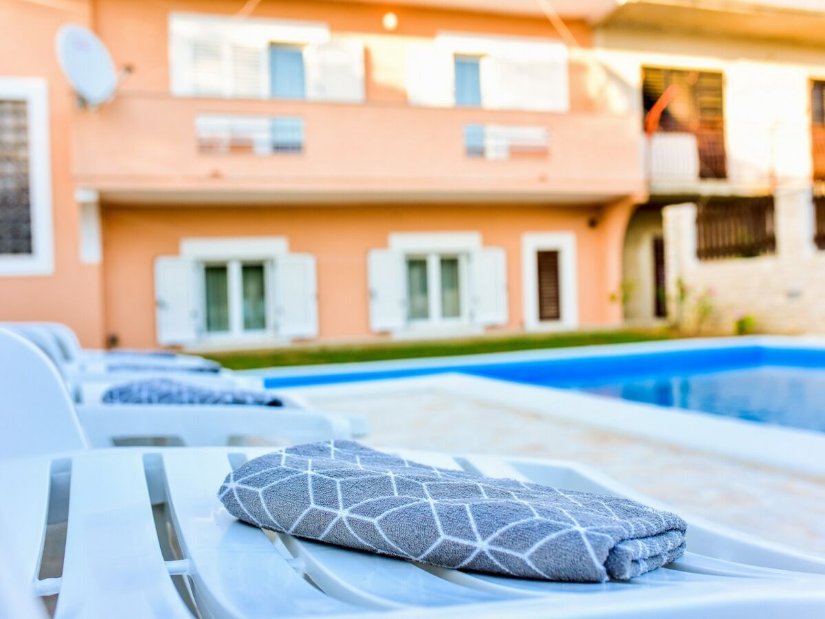 Apartment Apartment in Slivnica with Private Pool - Outdoor photo 3