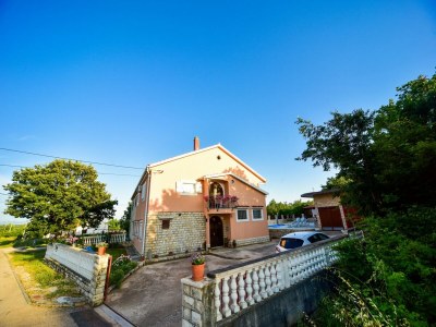 Apartment Apartment in Slivnica with Private Pool - Features photo 11