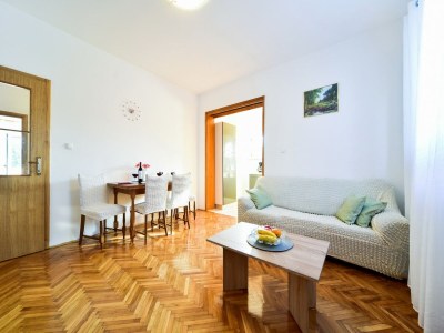 Apartment Apartment in Slivnica with Private Pool - Features photo 23