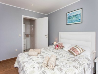 Apartment Villa Mirjana - One Bedroom Apartment with Terrace and Sea View (Palma) - Features photo 6