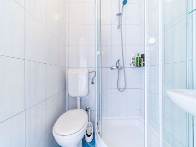 Apartment Rooms Katja & Lara - Twin Room (Katja) - Features photo 11