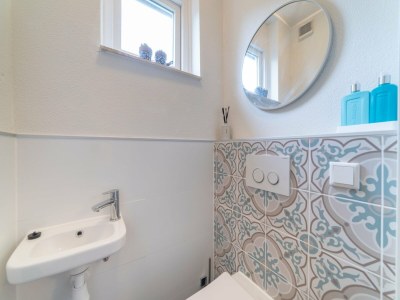 Holiday park Holiday Home in Quiet Dutch Park for Families - Features photo 9