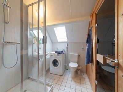 Holiday park Holiday Home in Quiet Dutch Park for Families - Features photo 18