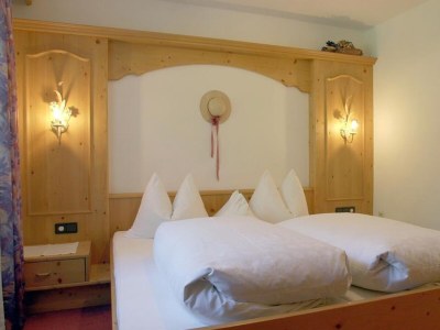 Apartment Top II - Features photo 13