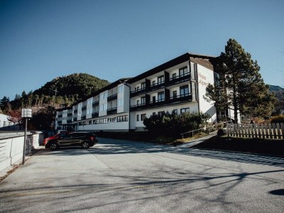 Apartment Deluxe Apartment mit Luxuswanne, Hallenbad, Sauna - Outdoor photo 3