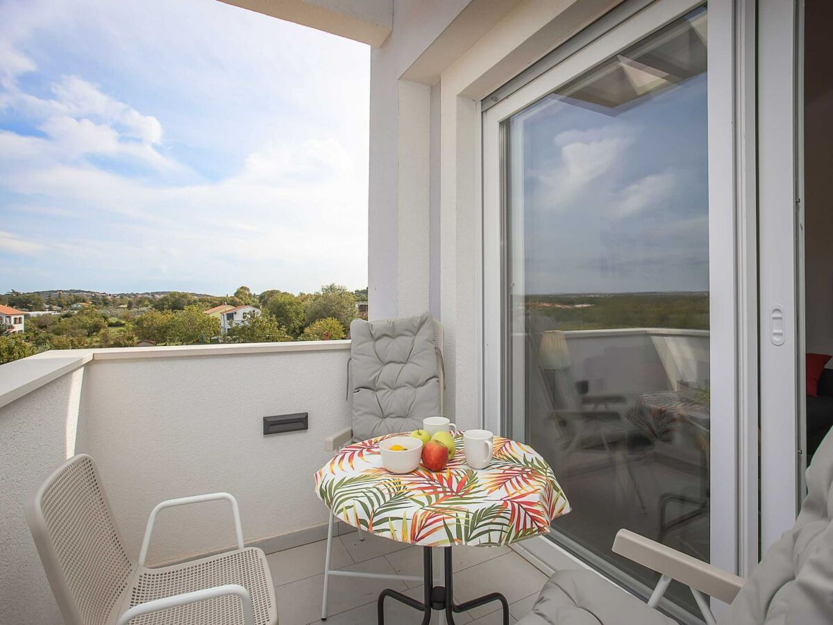 Apartment Apartment mit einem Schlafzimmer und Balkon - Outdoor photo 3