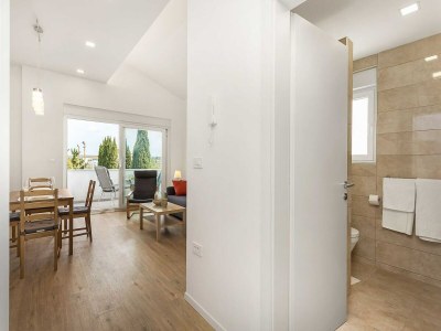 Apartment Apartment mit einem Schlafzimmer und Balkon - Features photo 14