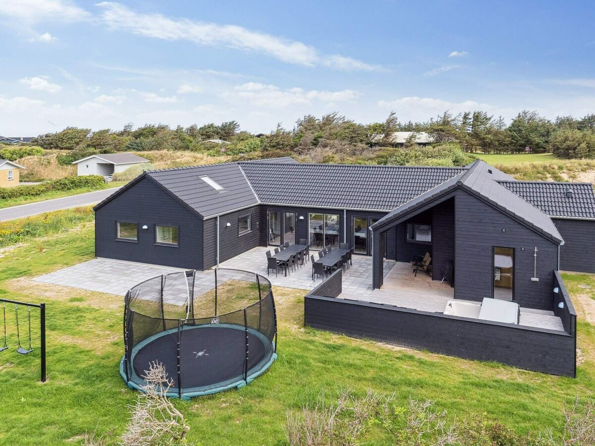 Holiday house 5 star holiday home in Løkken - Outdoor photo 3