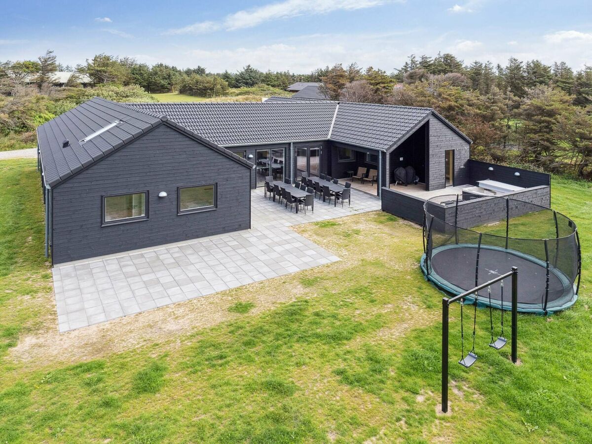 Holiday house 5 star holiday home in Løkken - Outdoor photo 4