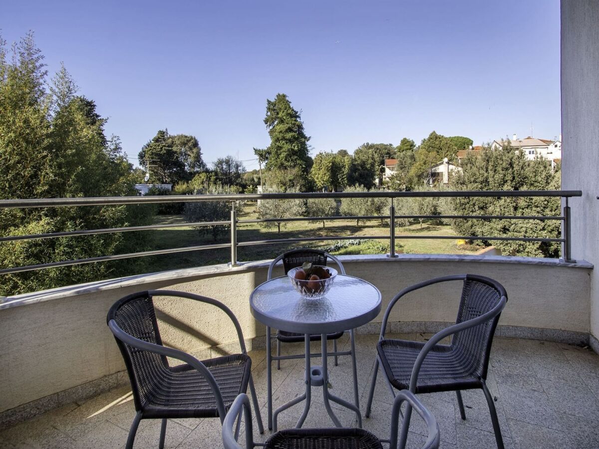 Apartment Apartment in Banjole near Beach & Nature - Outdoor photo 2