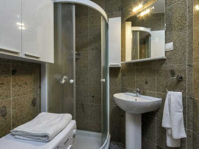 Apartment Apartment in Banjole near Beach & Nature - Features photo 8