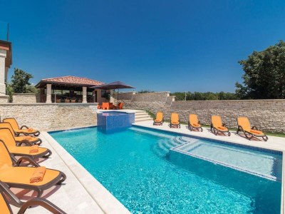 Villa Villa in Valtura nahe Amphitheater - Outdoor photo 8