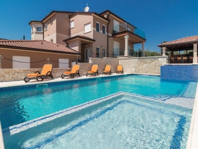 Villa Villa in Valtura nahe Amphitheater - Outdoor photo 11