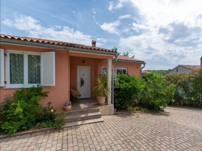 Villa Villa in Vintijan with private pool - Outdoor photo 6