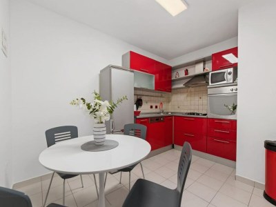 Villa Villa in Vintijan with private pool - Features photo 30