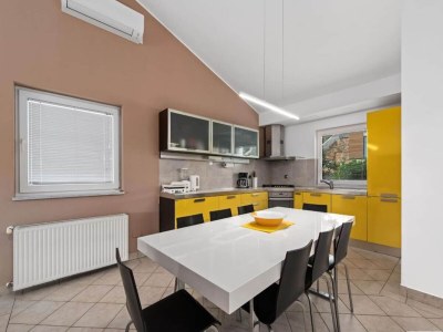 Villa Villa in Vintijan with private pool - Features photo 36