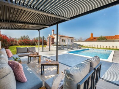 Villa Schöner Familienbungalow mit privatem Pool - Outdoor photo 12