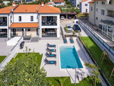 Villa Villa in Pula nahe Hidrobaza Strand - Outdoor photo 9