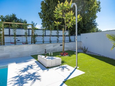 Villa Villa in Pula nahe Hidrobaza Strand - Outdoor photo 12