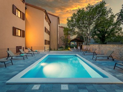 Apartment Apartment mit Gemeinschaftspool in Ližnjan - Apartment