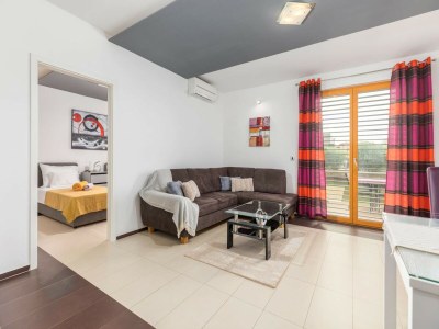 Villa Attic apartment with balcony in Medulin - Features photo 23