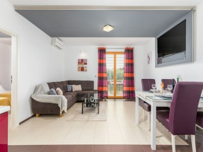 Villa Attic apartment with balcony in Medulin - Features photo 35