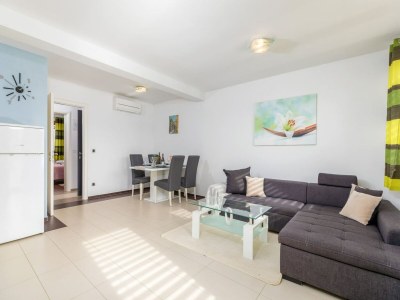 Villa Attic apartment with balcony in Medulin - Features photo 36