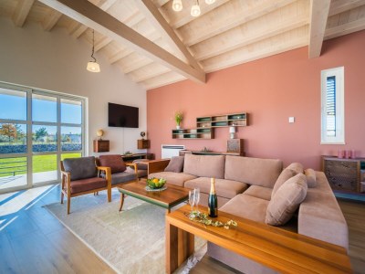 Villa Villa in Filipana with Private Heated Pool - Features photo 24