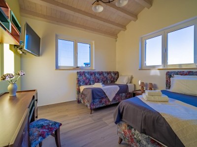 Villa Villa in Filipana with Private Heated Pool - Features photo 33