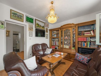 Apartment Apartment in Rakalj near Rock Beach - Features photo 18