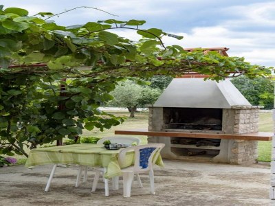 Apartment Wohnung in Valbandon nahe Adriaküste - Outdoor photo 37