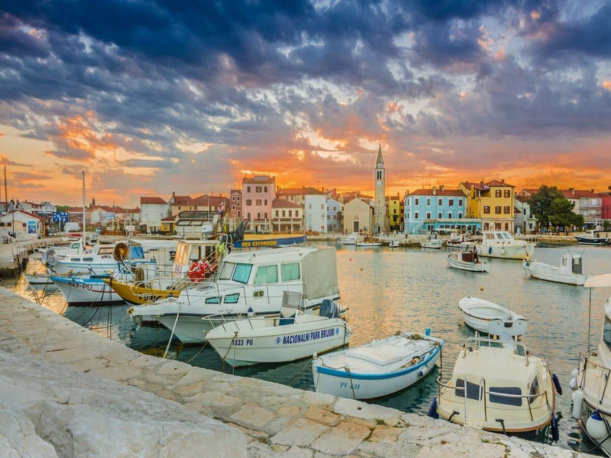 Holiday house House in Fažana near Rock Beach