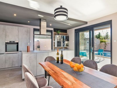 Villa Relaxing villa in Pula with private pool - Features photo 12